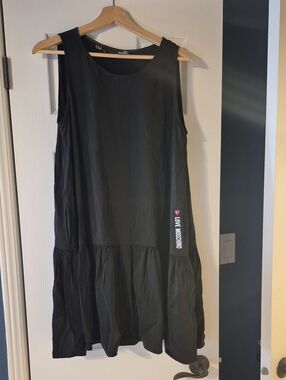 Love Moschino Tunic Dress Size 8 Ruffle Hem Pockets Black